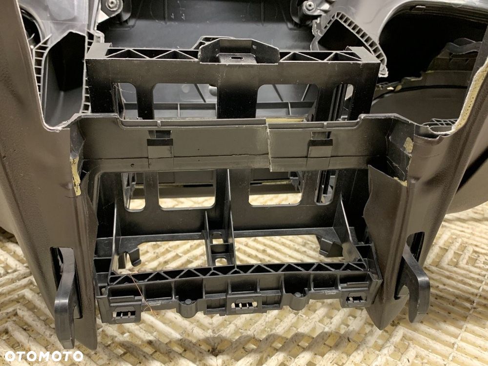 KOKPIT PODUSZKI PASY KOMPLET  SKODA OCTAVIA III Combi (5E5, 5E6) 2012 - 2022 2.0 TDI / TDI RS 4x4 - 7