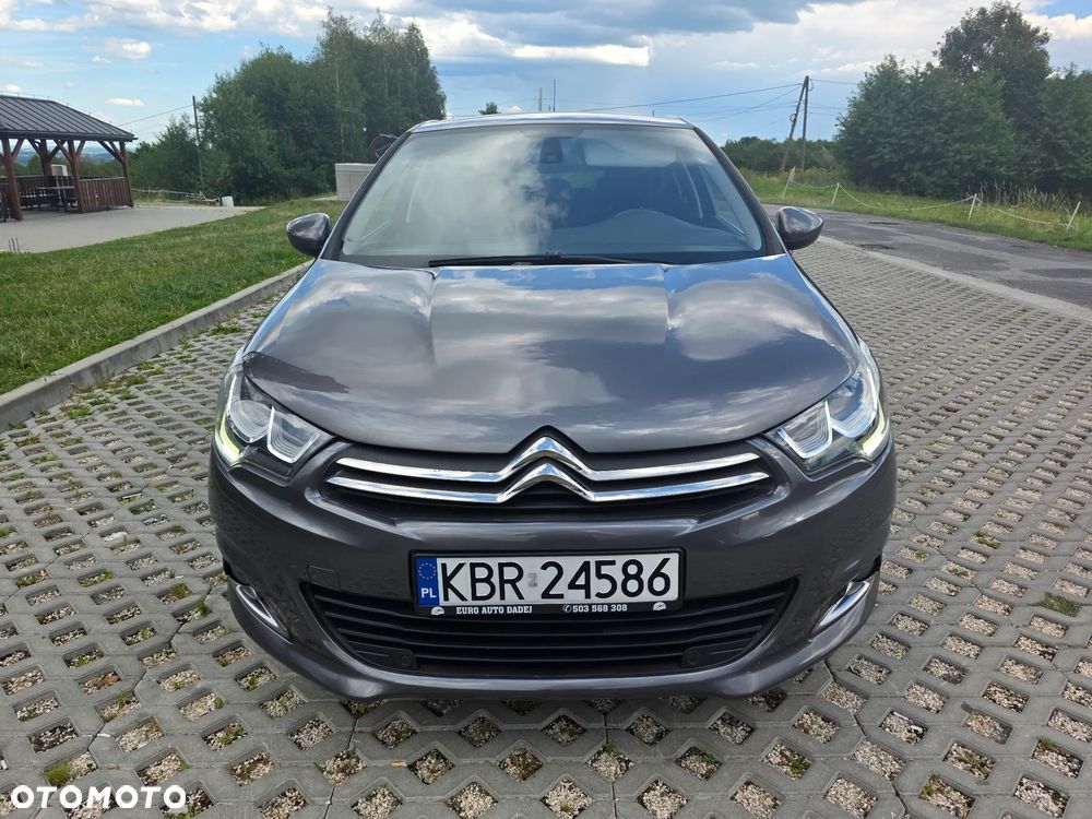 Citroën C4 e-HDi 115 ETG6 Exclusive - 2