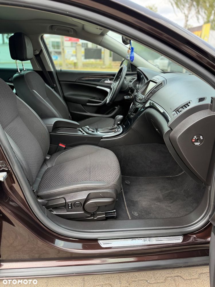 Opel Insignia - 11