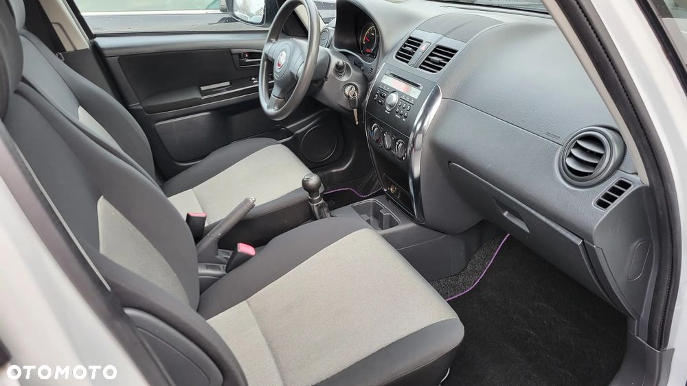 Fiat Sedici 1.6 16V 4x2 Dynamic - 10