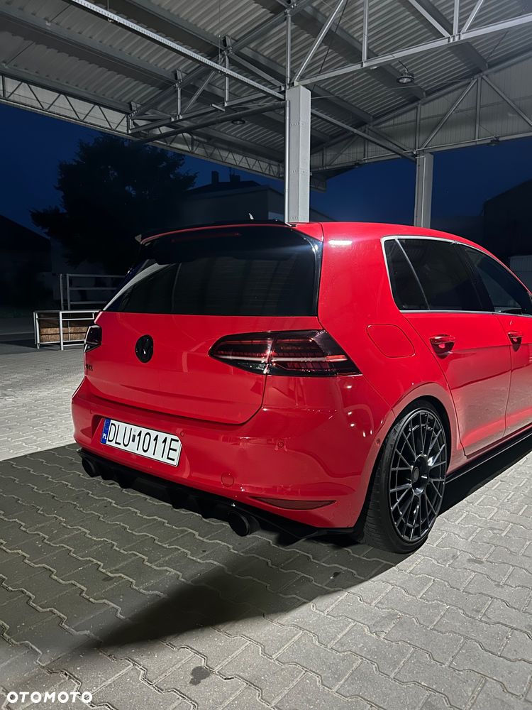 Volkswagen Golf - 7