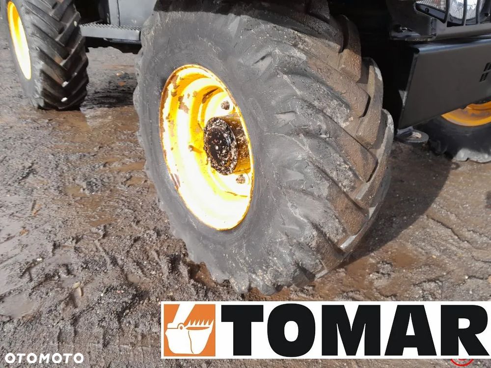 JCB 3 TONY WOZIDŁO OBROTOWE - 13