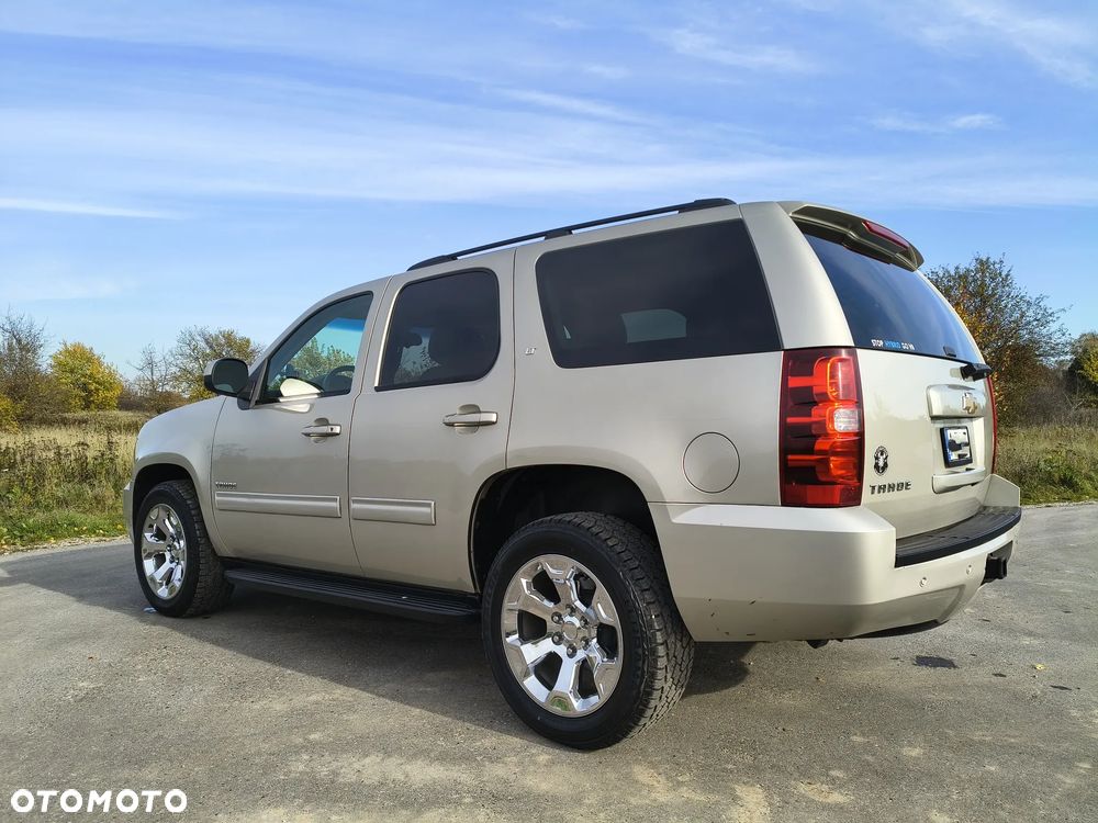 Chevrolet Tahoe - 8