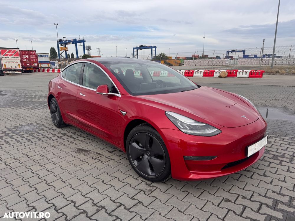 Tesla Model 3 Langstreckenbatterie Allradantrieb Dual Motor - 1