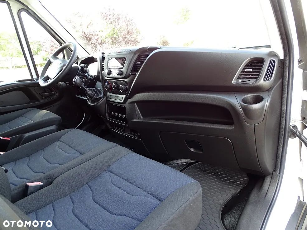 Iveco Daily 35S18 3.0 180 Plandeka 10 Ep. 5.00 m.+ DRZWI JAK NOWY!! Salon PL! 1 Wł. - 24
