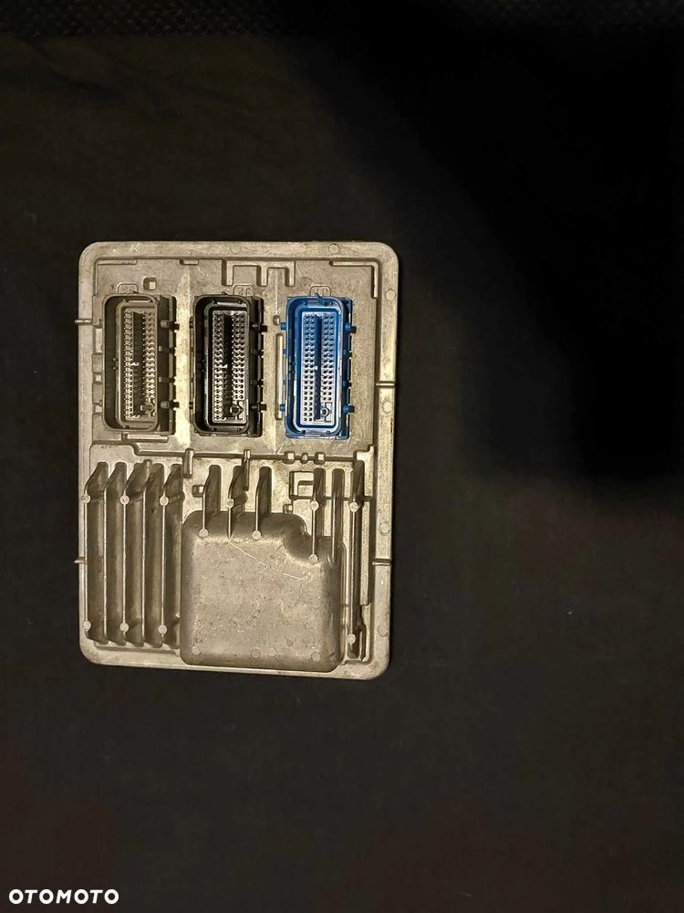 Opel GM sterownik silnika 12680876 astra k - 2