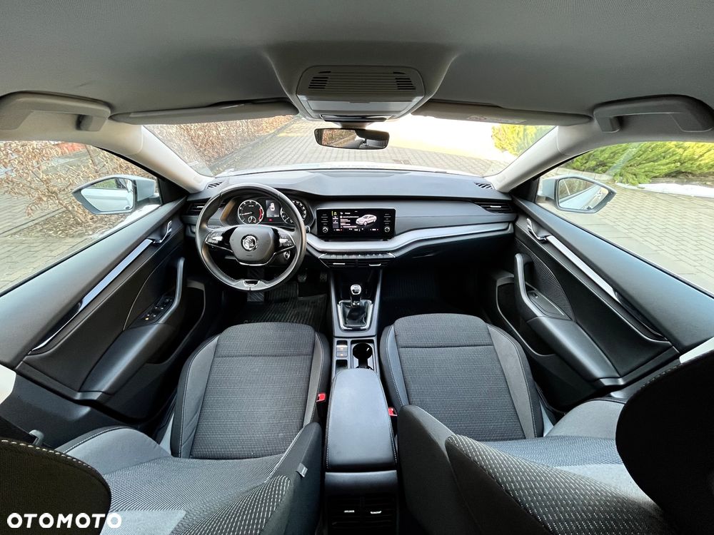Skoda Octavia ver-1-5-tsi-act-ambition - 7