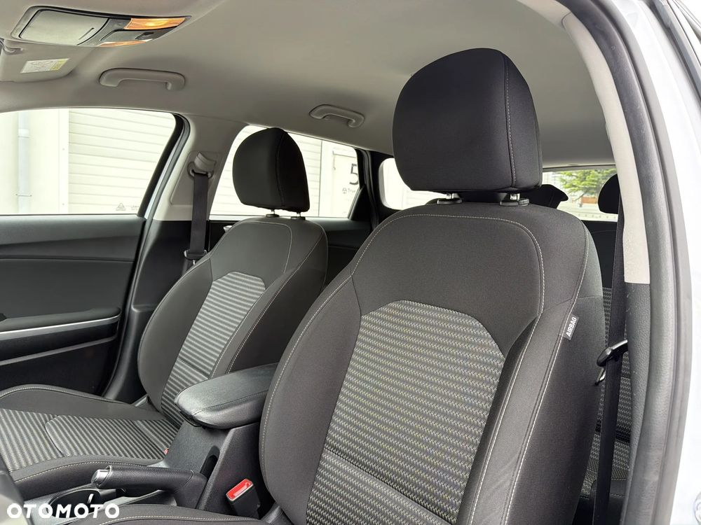 Kia Ceed 1.5 T-GDI M - 12