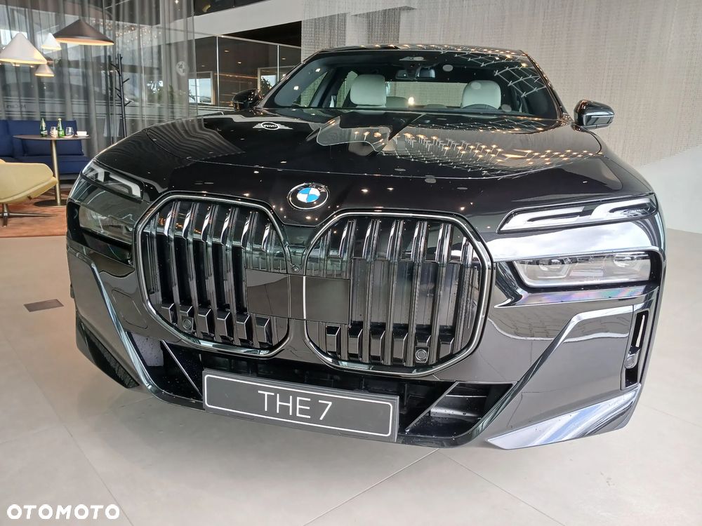 BMW Seria 7 740d xDrive mHEV sport - 5
