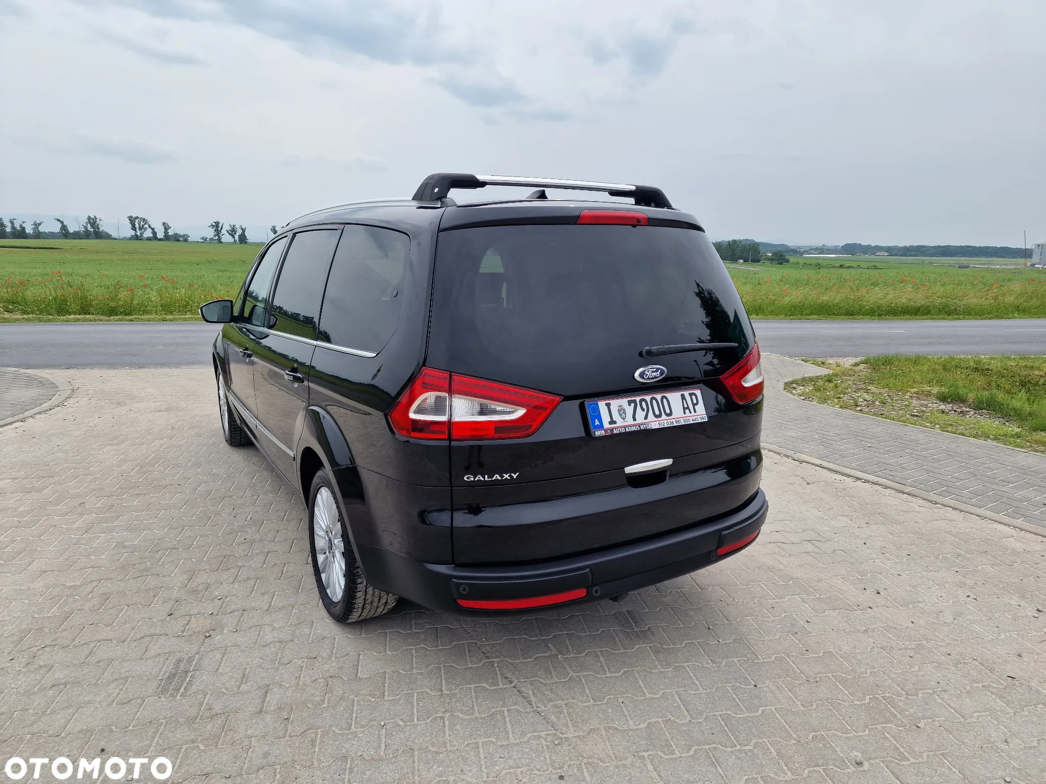 Ford Galaxy 2.0 TDCi Titanium - 12