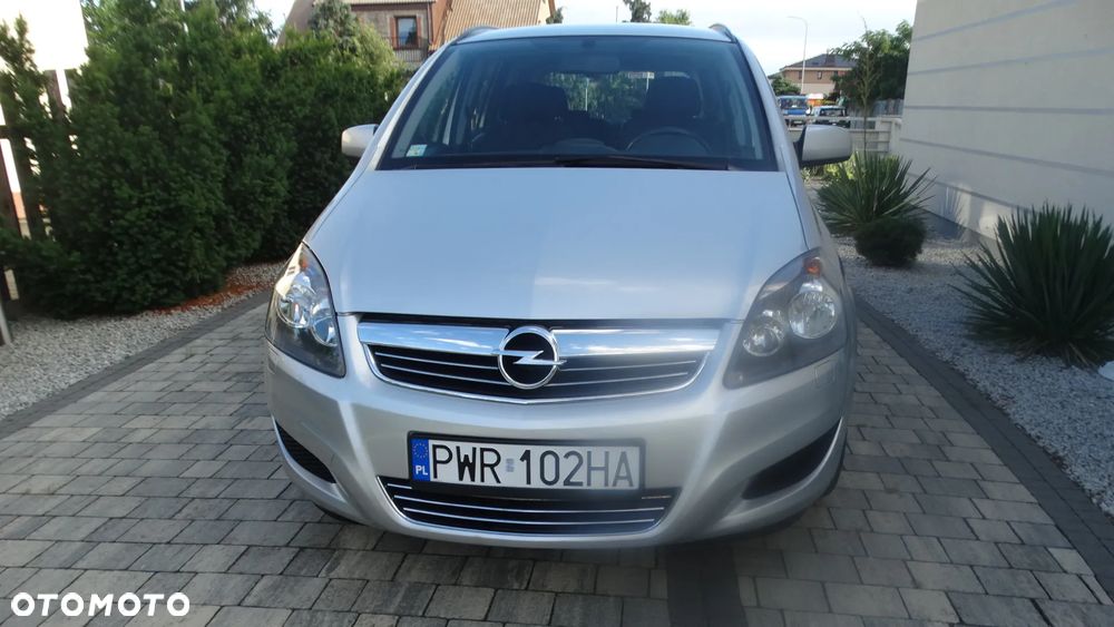Opel Zafira 1.8 Essentia - 8