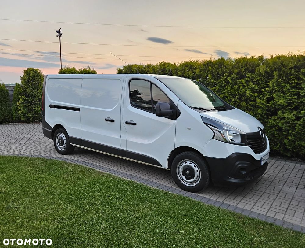 Renault Trafic - 16