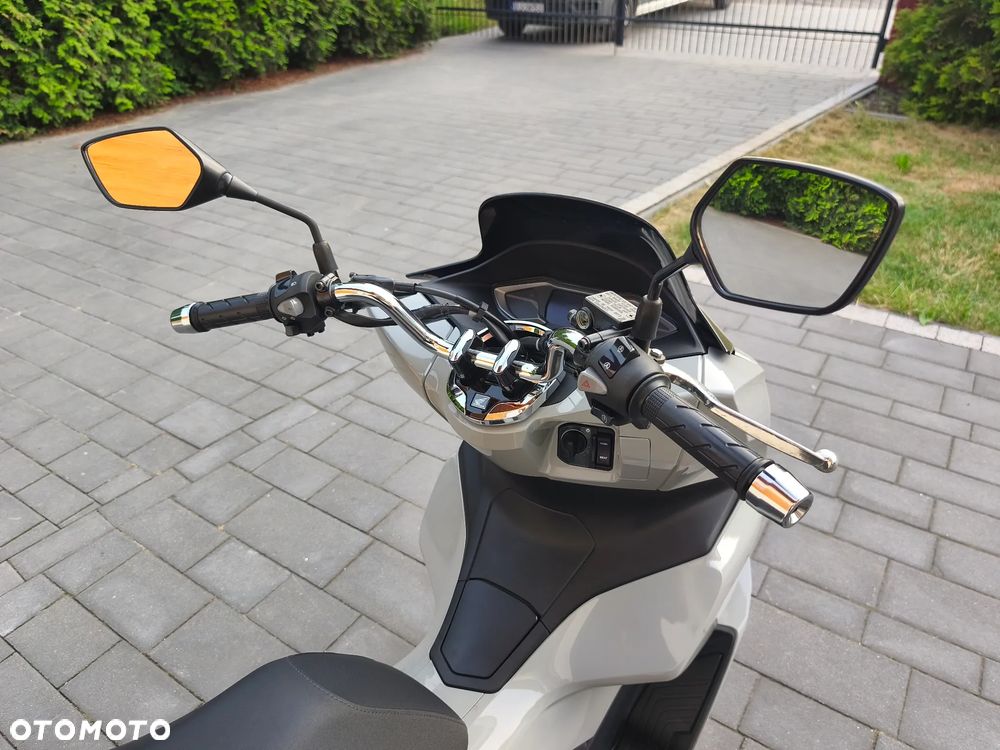 Honda PCX - 13