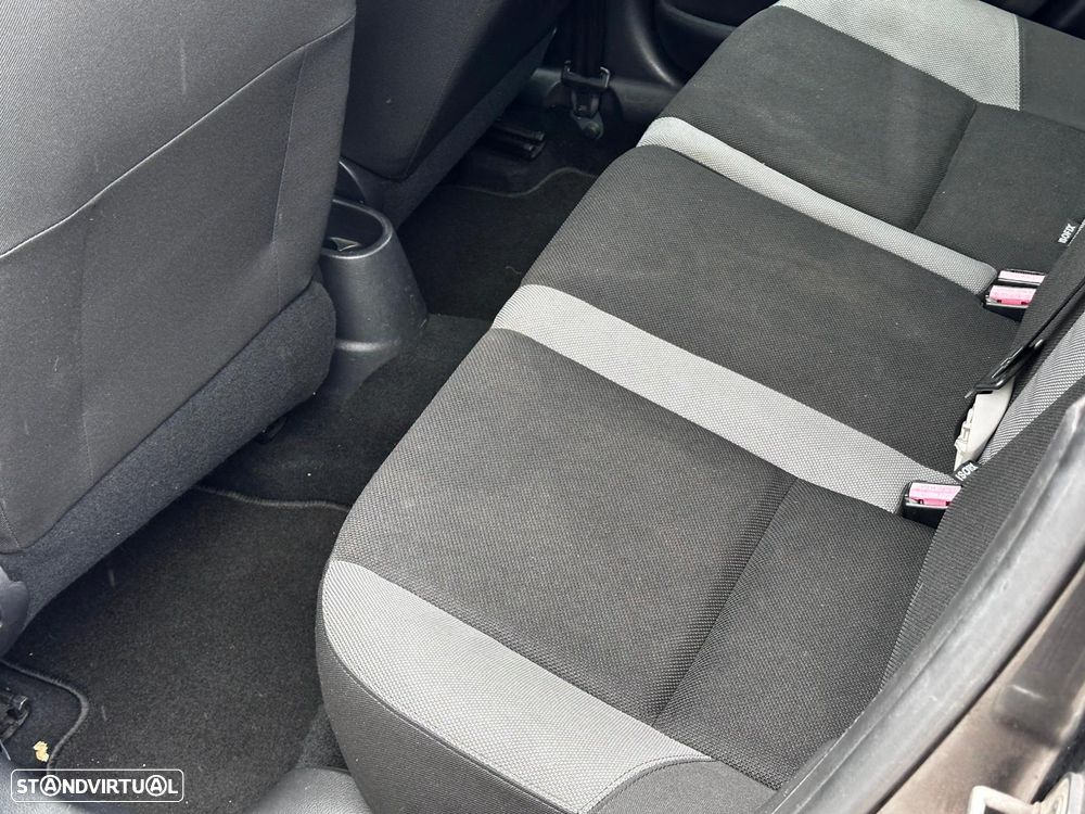 Peugeot 207 1.4 16V Active - 33