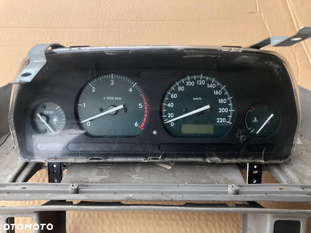 Licznik europa wersja europejska YAC000670 Land Rover Freelander 2.0 Td4 2000-03 - 1