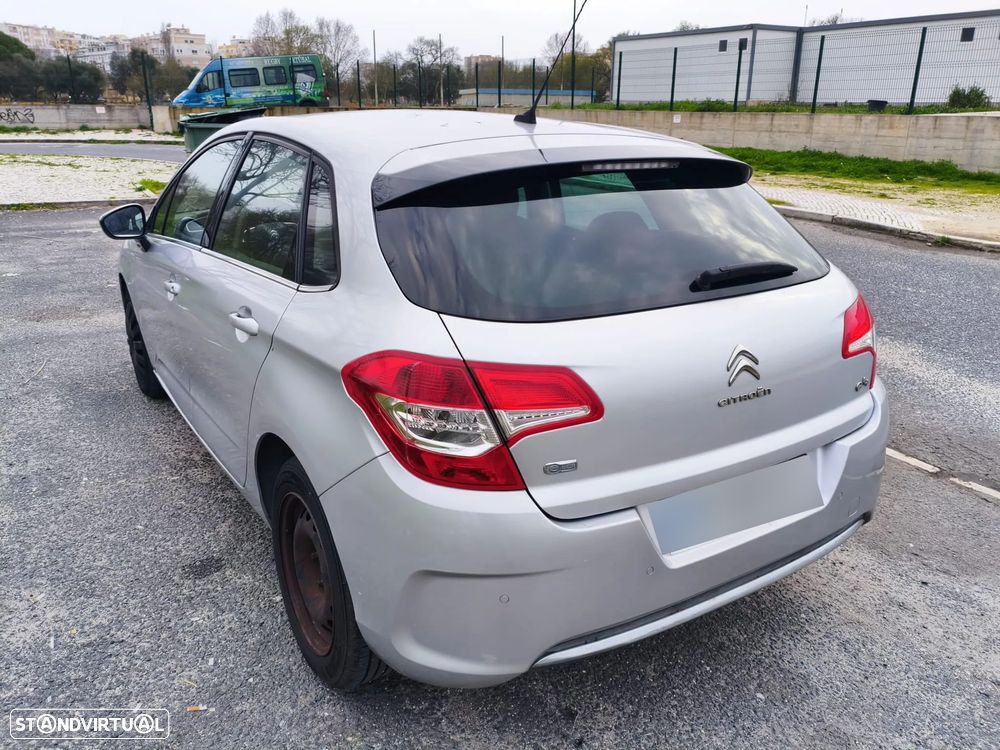 Citroën C4 HDi 90 Tendance - 6