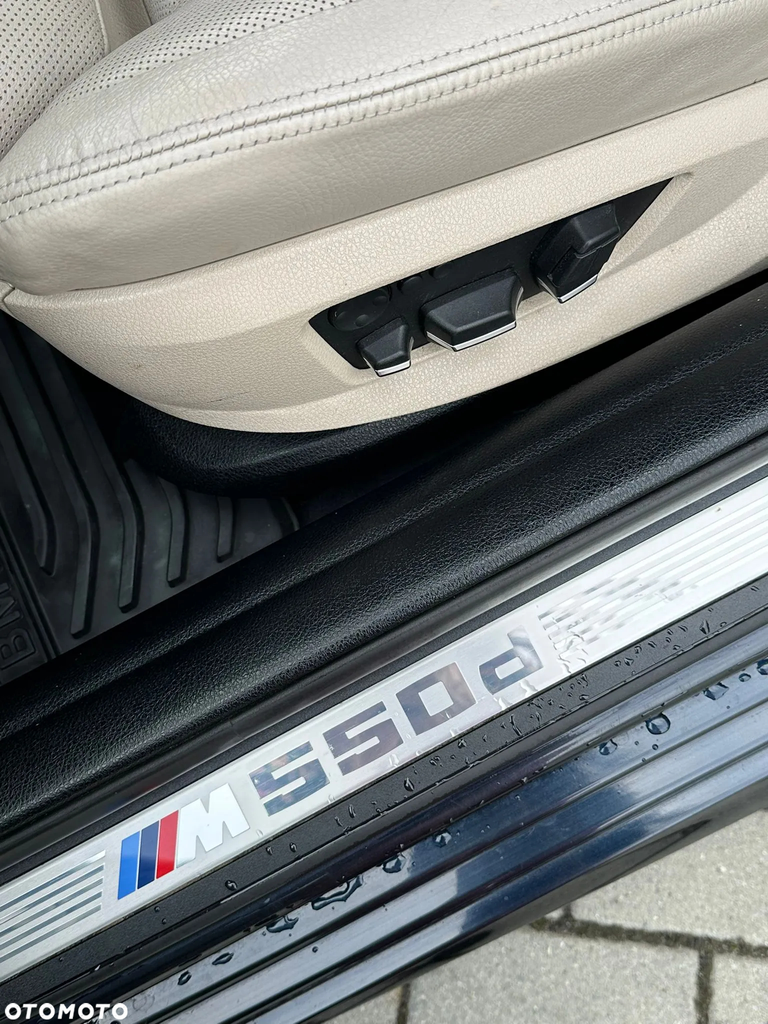 BMW Seria 5 M550d xDrive - 16