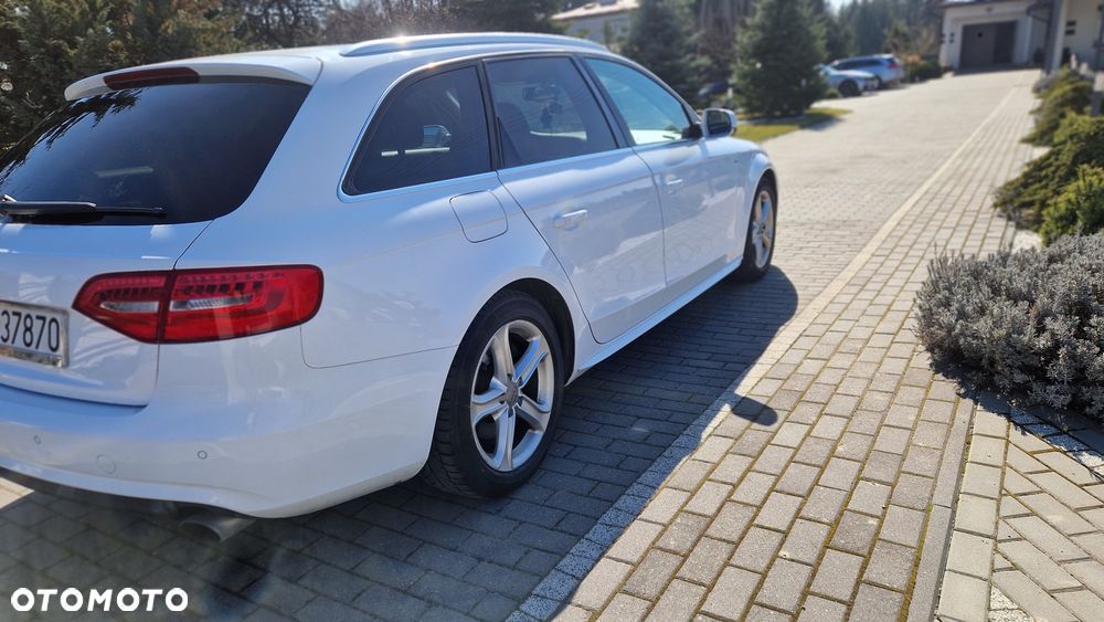 Audi A4 Avant - 6