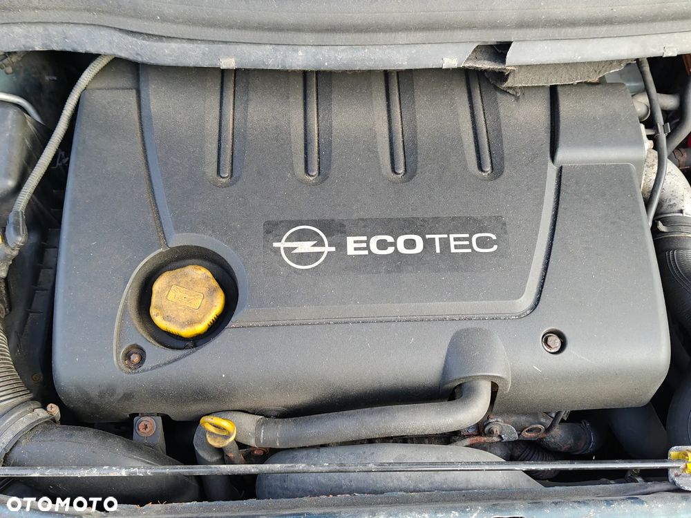 Peugeot 807 HDi 110 Esplanade - 21