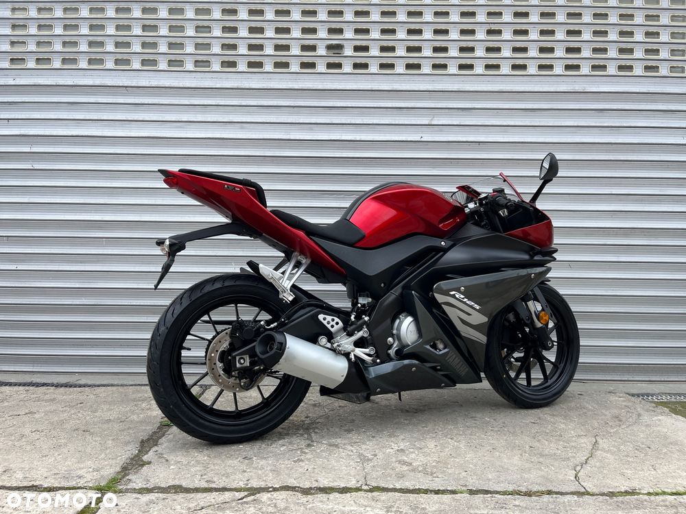 Yamaha YZF - 23