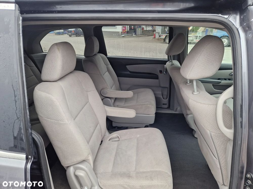 Honda Odyssey 3.5 EX - 9