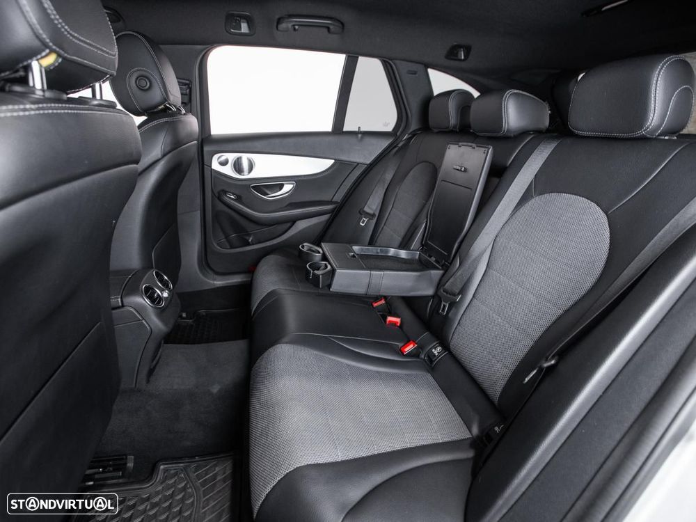 Mercedes-Benz C 350 - 10