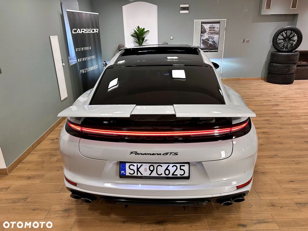 Porsche Panamera - 19