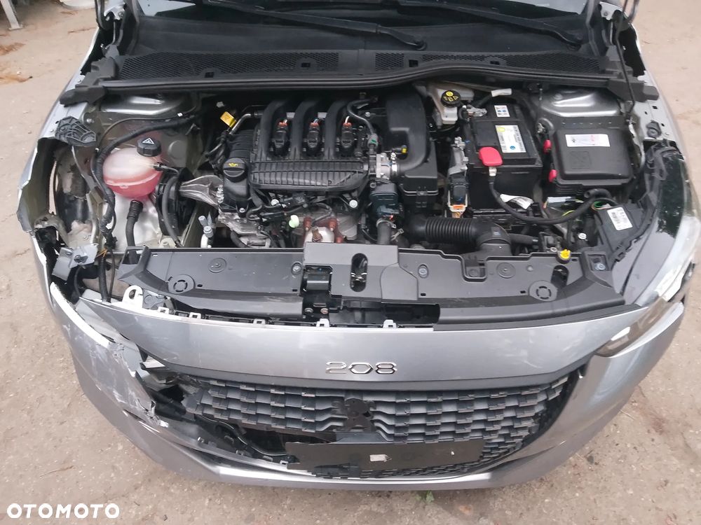Peugeot 208 - 9