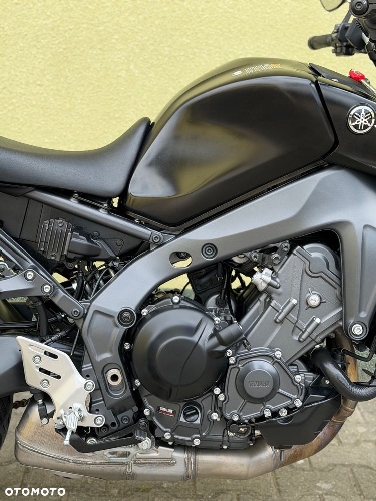 Yamaha MT - 9
