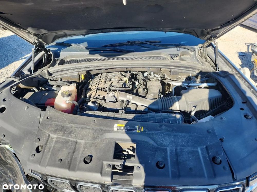 Jeep Grand Cherokee - 12