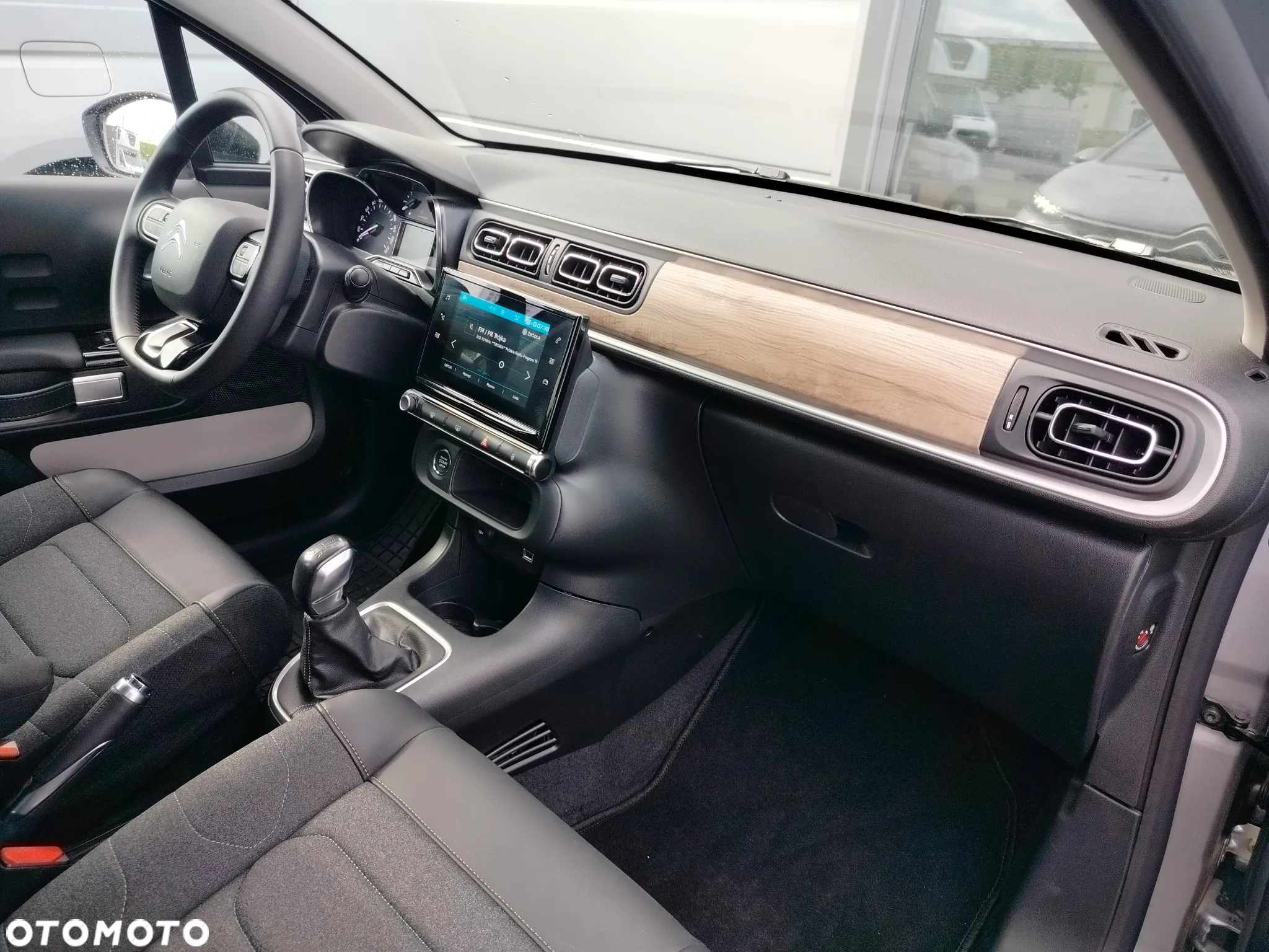 Citroën C3 1.2 PureTech Shine - 6