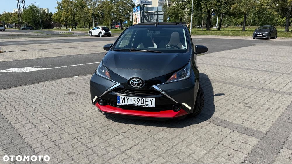 Toyota Aygo x-wave - 5