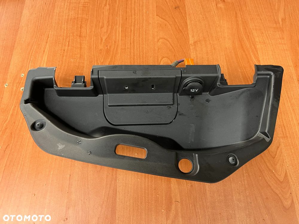GNIAZDO ZAPALNICZKI FORD TRANSIT MK8 BK31V06202A - 1
