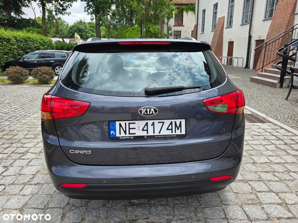 Kia Ceed 1.4 CVVT Dream Team Edition - 5