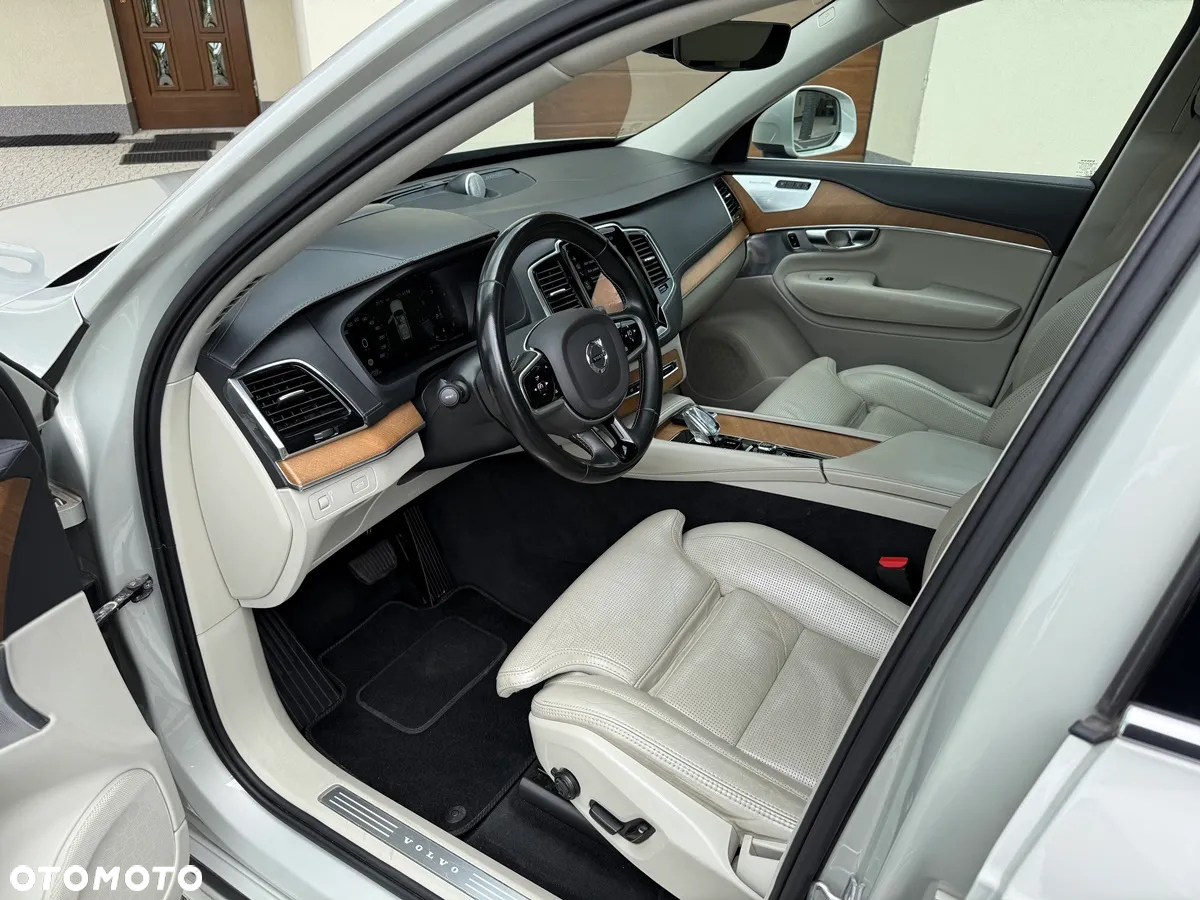 Volvo XC 90 D5 AWD Inscription - 28