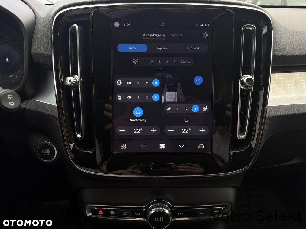 Volvo XC 40 - 22