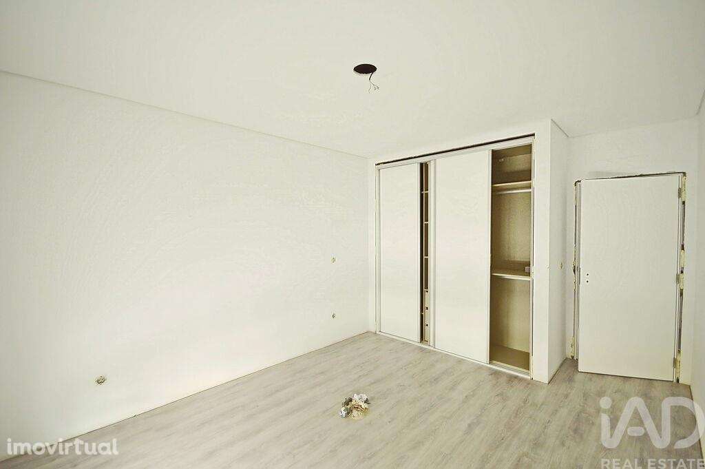 Casa T3 em Fernão Ferro de 150,00 m2 - Grande imagem: 5/15