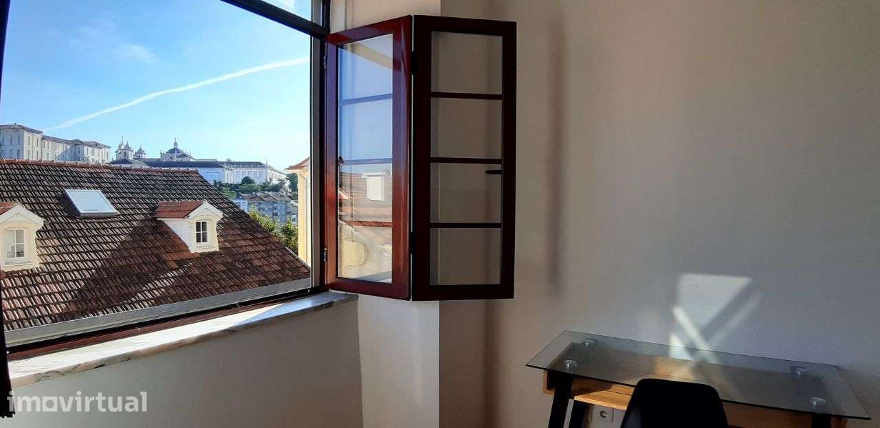 T1, com 2 quartos mobilados junto à Praça da República - Grande imagem: 5/11