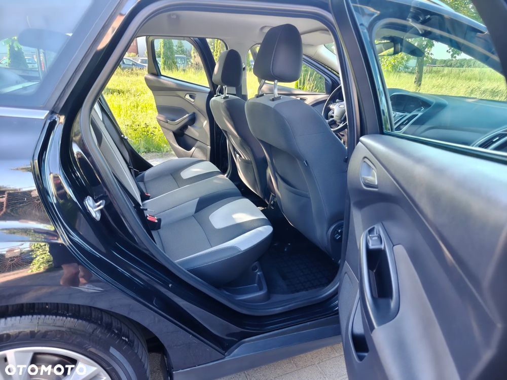 Ford Focus - 10