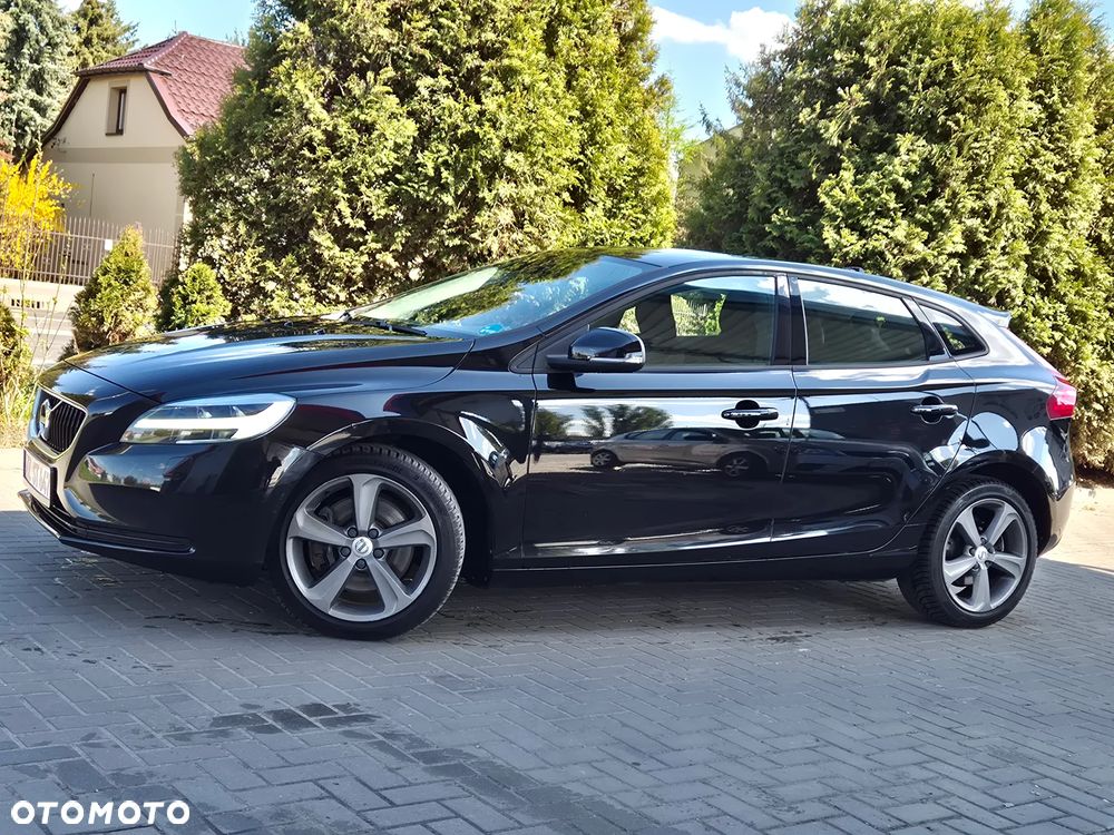 Volvo V40 T3 Geartronic Momentum - 4