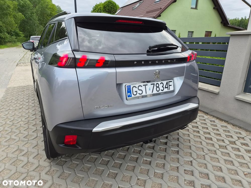 Peugeot 2008 - 11