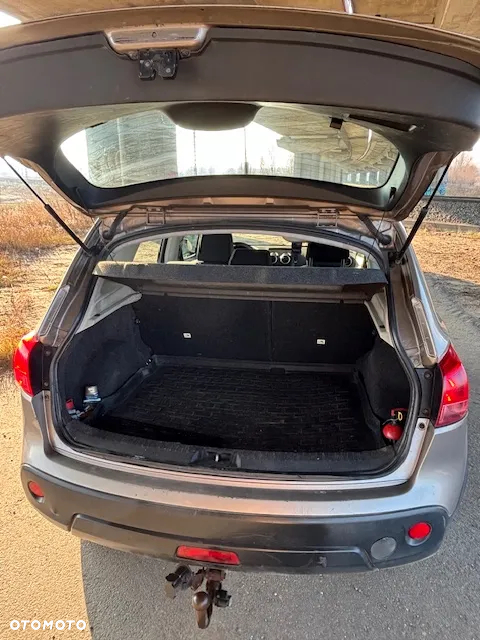 Nissan Qashqai 2.0 dCi 4x4 Tekna - 5