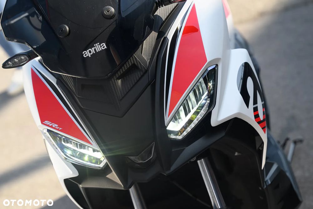 Aprilia SR - 21