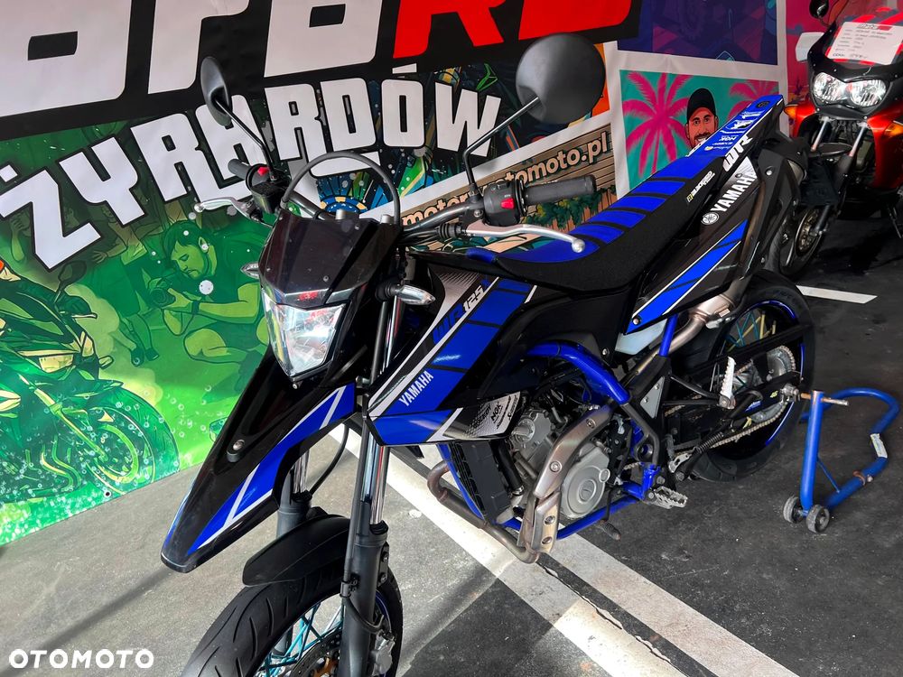 Yamaha WR - 16