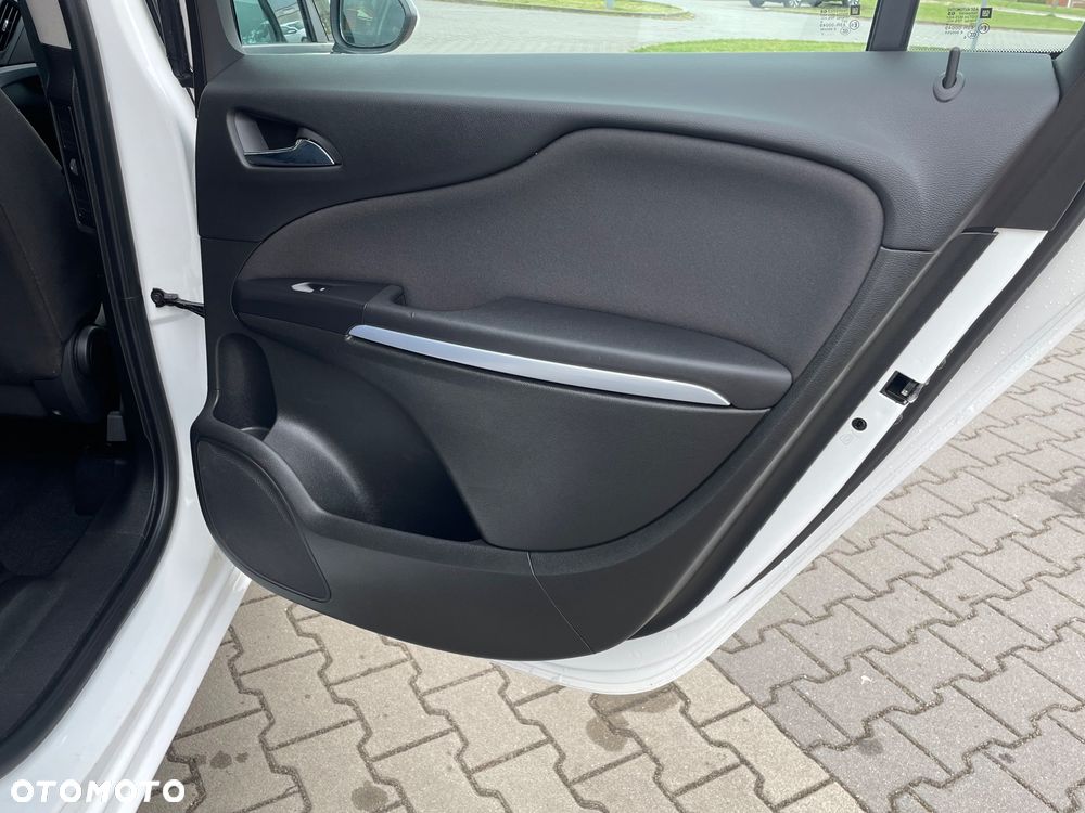 Opel Zafira - 27