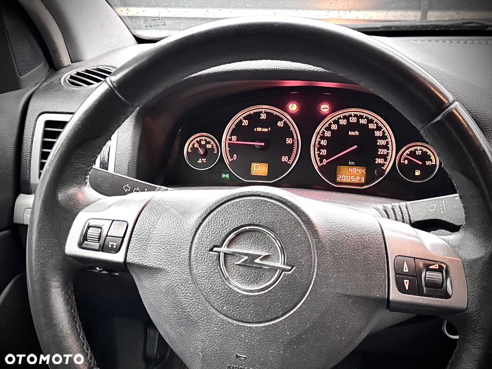 Opel Vectra 1.9 CDTI Sport / GTS ActiveSelect - 18