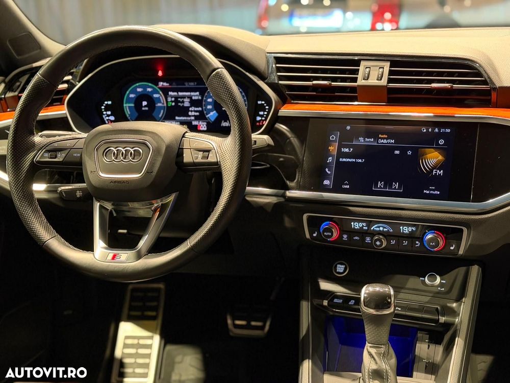 Audi Q3 Sportback - 19
