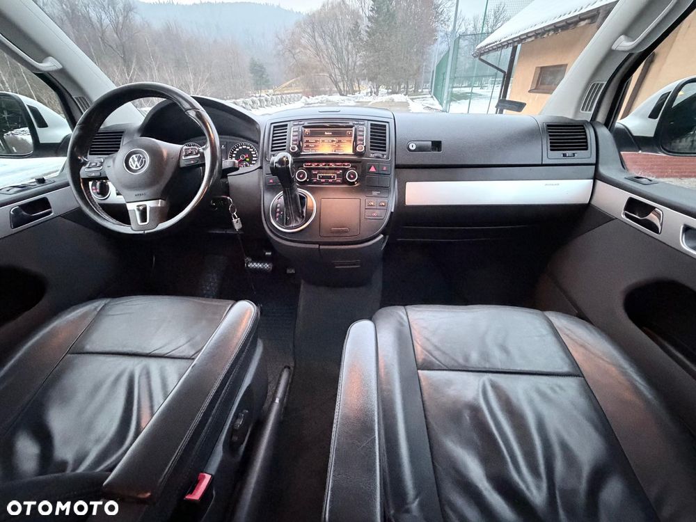 Volkswagen Multivan - 14