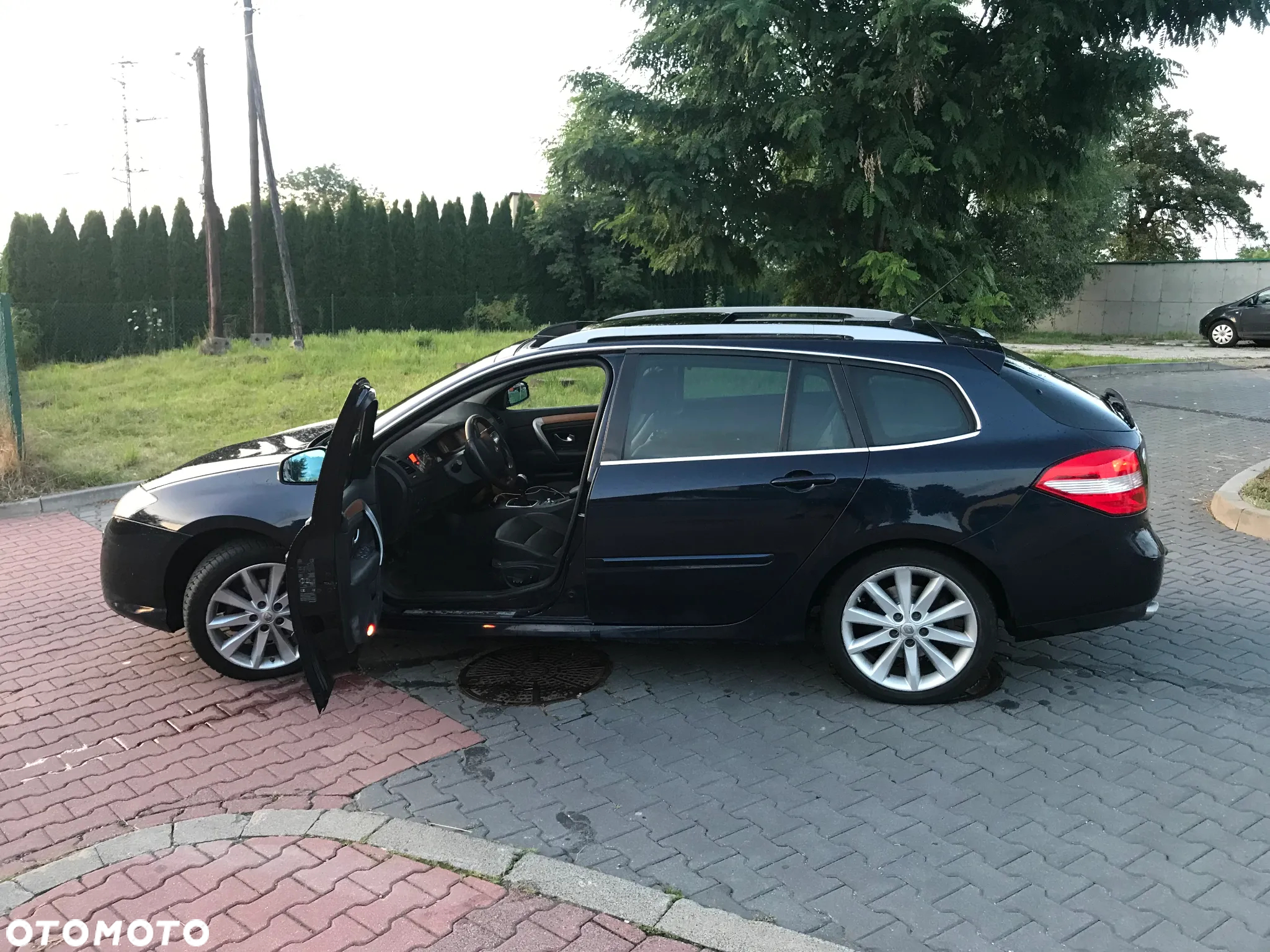 Renault Laguna II 2.0 DCi Initiale - 6