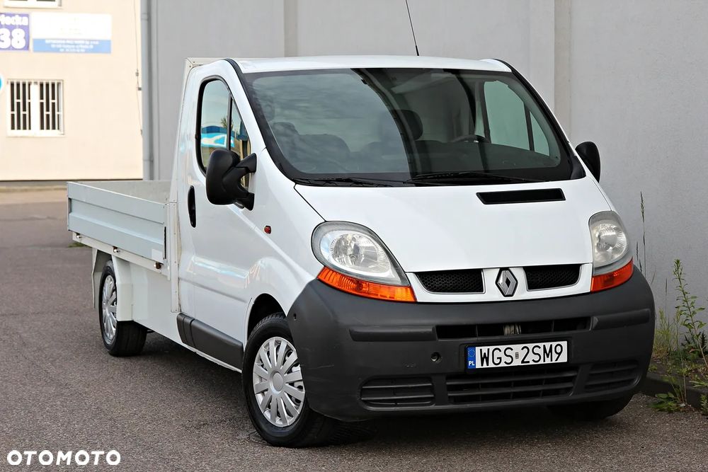 Renault Trafic - 21